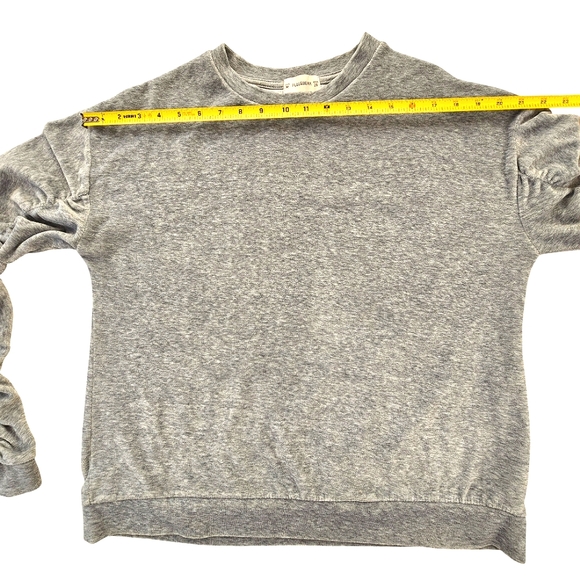 PULL & BEAR Women's Heather Gray Soft, Stretchy Velour Sweatshirt Size M - Picture 7 of 13